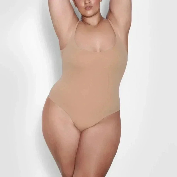 SKIMS Other - Skims Fit Everybody Square Neck Bodysuit
